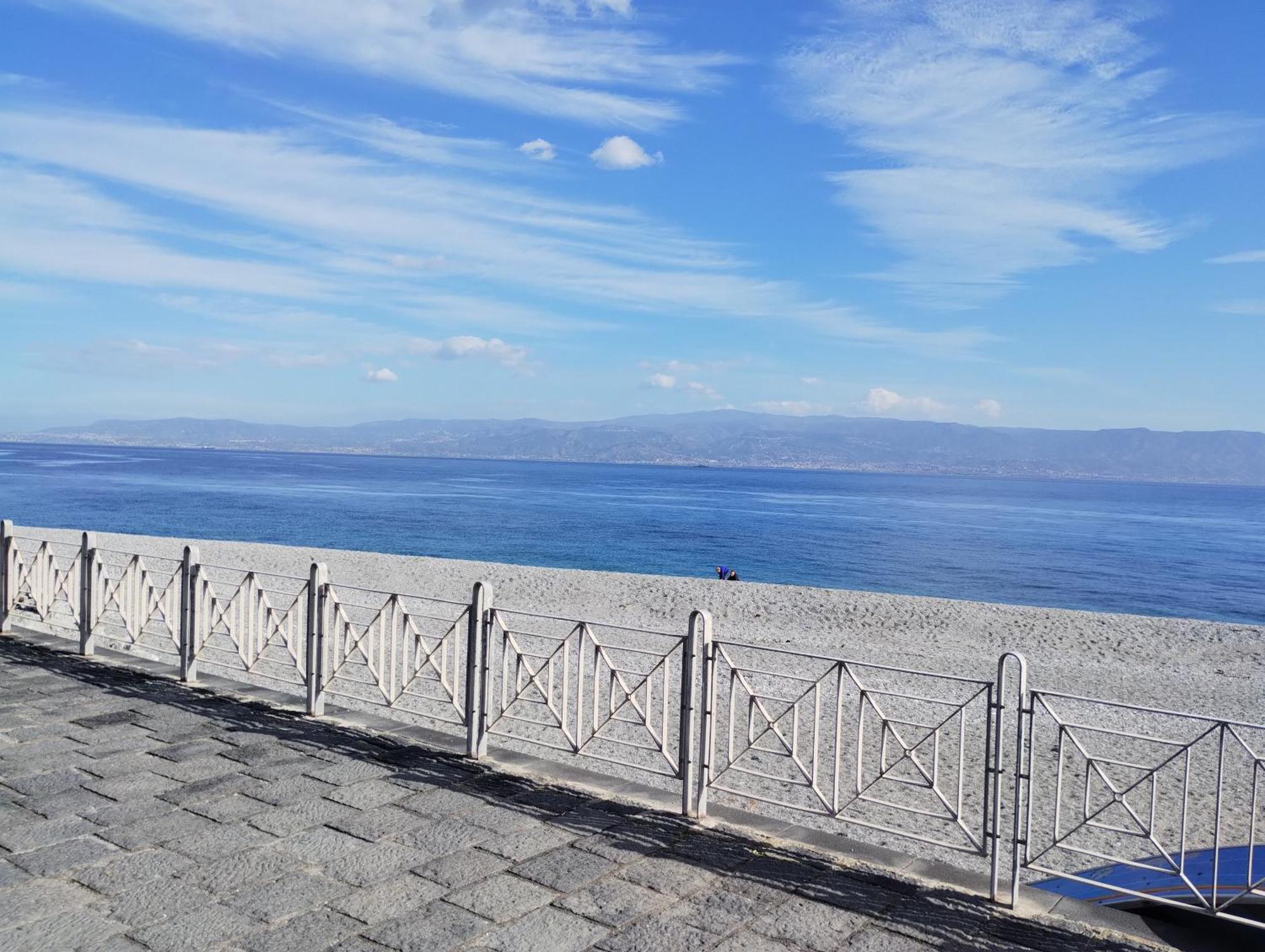 La Camera Nel Villaggio Messina Esterno foto
